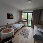 Nad Zalewem W Serocku Z Balkonem I Widokiem Na Wode * セロツク